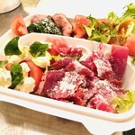 ラ クッチーナ ビバーチェ - 前菜盛り合わせ／テイクアウト