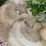 大幸 - 大ラーメン(チャーシュートッピング)