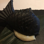 レストラン マノワ - Mene Verdure ９６８０円。黒いフォワグラたいやき。中身を知っていても、楽しいですね(^｡^)