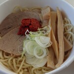 Sisimali - テイクアウト 塩にぼ中華700円 辛味50円