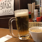 ハムカツ神社 - ビール　おとおしはマカロニサラダ