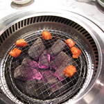 蔓牛 - ミノはじっくり端っこの方で焼くのがいいらしいです。Byお店の方