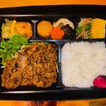 Ajito - 宅配用　和牛　ピリ辛味噌炒め弁当　1460円