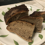 レ・ピコロ - 栗粉のパン