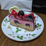 パティスリィ ドゥ・ボン・クーフゥ - 『アールグレイとフランボワーズのムース』　７５６円