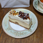 パティスリィ ドゥ・ボン・クーフゥ - 『カマンベール・マスカルポーネクリーム　２層のチーズケーキ』　７５６円