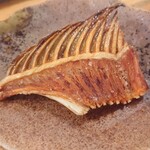 とんかつ 武蔵 - ヒラメ縁側の揚げ物