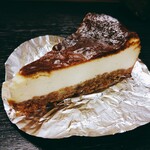 ブレッド&タパス 沢村 - ベイクドチーズケーキ
