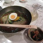 蔓牛 - 冷麺　注文してから手打ちされるので、20～25分位かかります。　欲しい方は前もって注文を