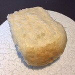プレゼンテ スギ - 本日の焼き立てパン…チーズとバターを使ったフォカッチャ