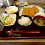 よっちゃん - アジフライ定食