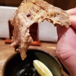 鳥茂 - 骨付きの豚