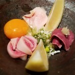 鳥茂 - 刺身3種　(ハツ、コブクロ、ガツ)