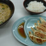 くるまやラーメン - 餃子