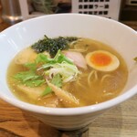 麺屋 一八 - 焼にぼしらぁ麺