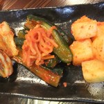 炭火焼肉　鶴 - 