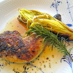 アロマフレスカ - フランス産 ホロホロ鳥のロースト 皮付きヤングコーン添え