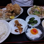 台湾料理　四季紅 - 唐揚げ定食 980円
