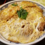 とんかつ 三金 - 特選上カツ丼　1,800円  　ロースかつ150㌘を使用❗