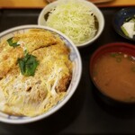 とんかつ 三金 - 特選上カツ丼　1,800円  　ロースかつ150㌘を使用❗