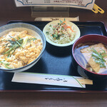 レストラン オーシャン - 日替りBランチ830円玉子丼+ミニきつねうどん