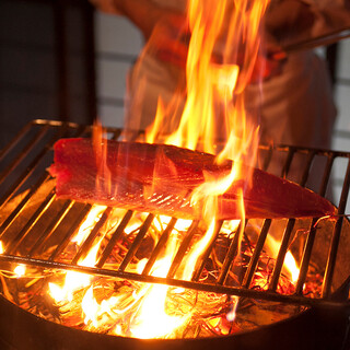カツオのタタキをはじめ高知の郷土料理が味わえる！