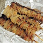 焼鳥キセキ - 皮 1本@110円(単品価格)