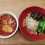 自然派中華 クイジン - 和牛すじ肉と菜の花の担々つけ麺