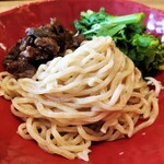 自然派中華 クイジン - 和牛すじ肉と菜の花の担々つけ麺　麺