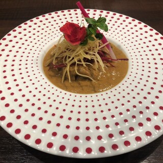 食べて体験その美味しさ★驚きのスペシャルバターチキンカレー！