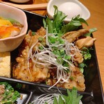 Shushokusaien Iki - 豚軟骨煮込み炙り焼きにズーム