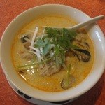 タイ・ベトナム料理の店 アジアの味 - スペシャルランチメニュー「トムカーガイラーメン」（950円）