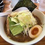 北海道らーめん小林屋 - ニンニク醤油ラーメン野菜大盛り