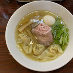 らーめん本竈 - 塩全部入りラーメン　1200円税込