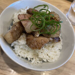 らーめんMAIKAGURA - 日替りお肉ごはん