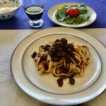 紀ノ国屋 - Tagliatelle alla bolognese 盛り付け