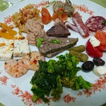 ビストロ　アギャット - 14種類のオードブル盛合せ