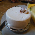 quatre epice - 生チーズのケーキ　￥５００