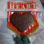 不二家 - 料理写真:ハートチョコレート（ピーナッツ）26g_86円