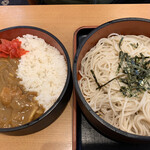 更科 - 相方は無謀にも「カレー定食・ざる」を注文♫
