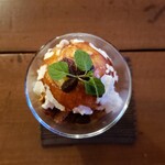 リトルフォートコーヒー - ラムレーズンアフォガートです。