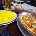 インドアジアン レストラン＆バー ビンティ - 今日は珍しかな。コルマにシュリンプのカレーを辛口で。