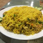 カラチの空 - チキンフライドライス