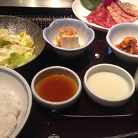 叙々苑 燦々亭 池袋南口ビックリガード店 - 