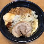 ジャンクガレッジ - 「まぜそば 玉子なし 並」680円