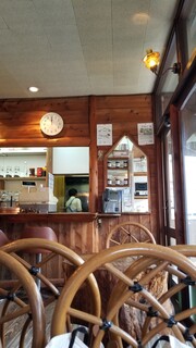 Bronco - 店內氛圍