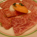 焼肉 鶯谷園 - 特上カルビ(1,600円)