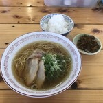 名物元祖長浜ラーメン 長浜屋台 - ランチ500円！