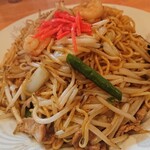 あじ福 - 炒め焼きそば大盛 980円(税込)