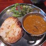 タンドールバル カマルプール - ('12/05）日替わりランチ700円（ピーナツチキン）+チーズクルチャ　ライスなしで注文